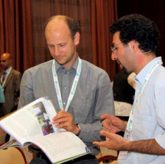 François Meienberg and Claudio Chiarolla (ENB) at the Third Session of the Governing Body of the International Treaty on Plant Genetic Resources for Food and Agriculture, Tunis (2009). Photo: IISD/ENB 